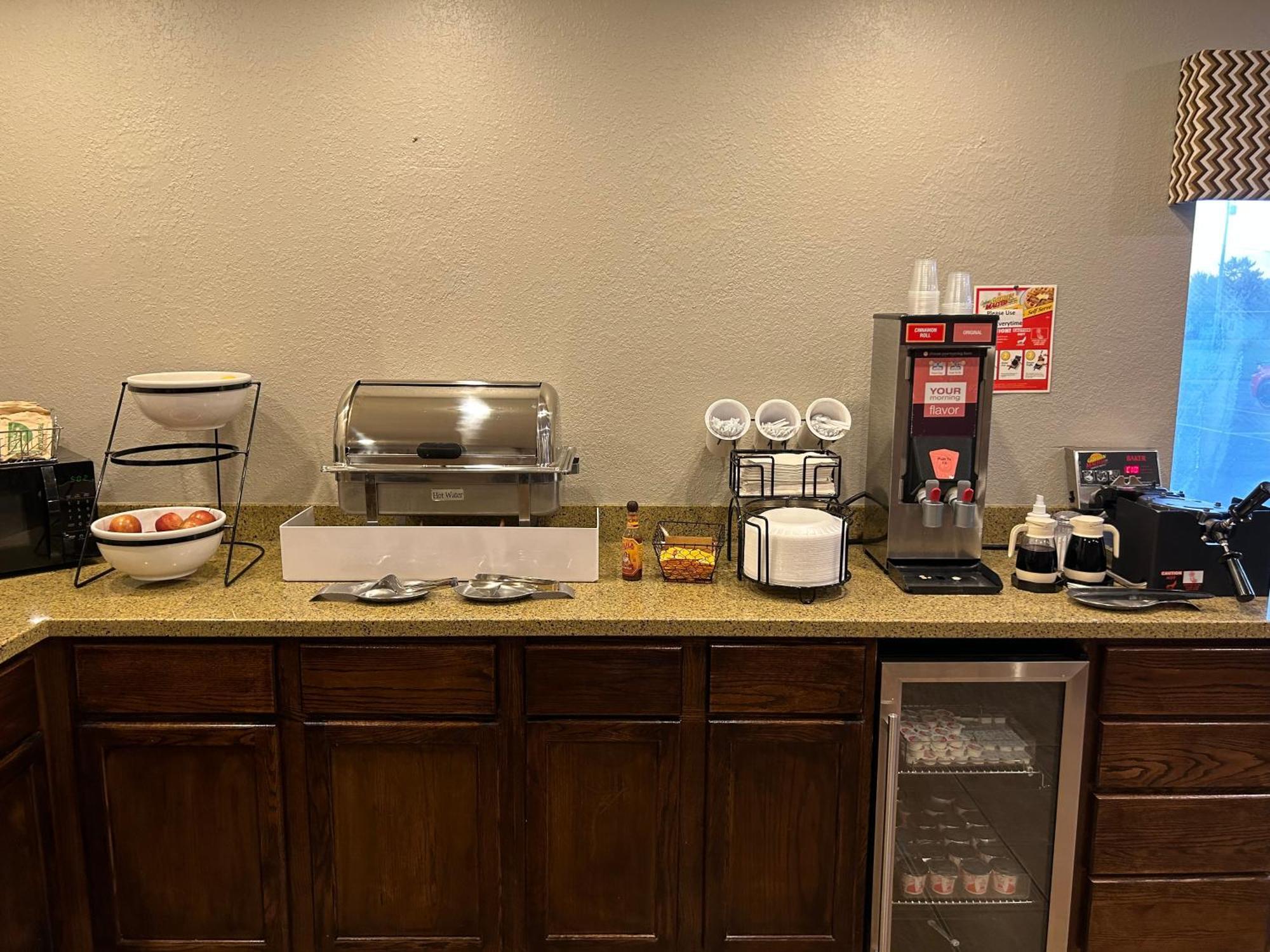 Boarders Inn & Suites By Cobblestone Hotels - Munising Wetmore Екстериор снимка